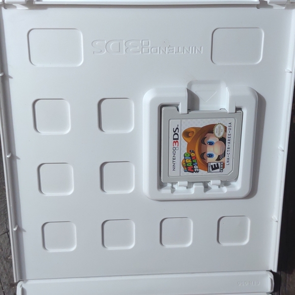 Nintendo 3DS - Picture 4 of 8